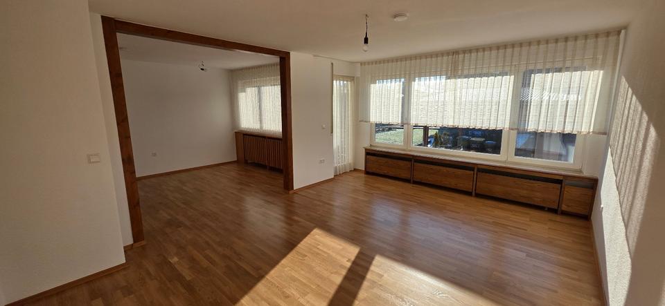Etagenwohnung Mühlacker - 3.5 Zimmer, 95 m&sup2;, 1.000&euro; | Angebot:25942968